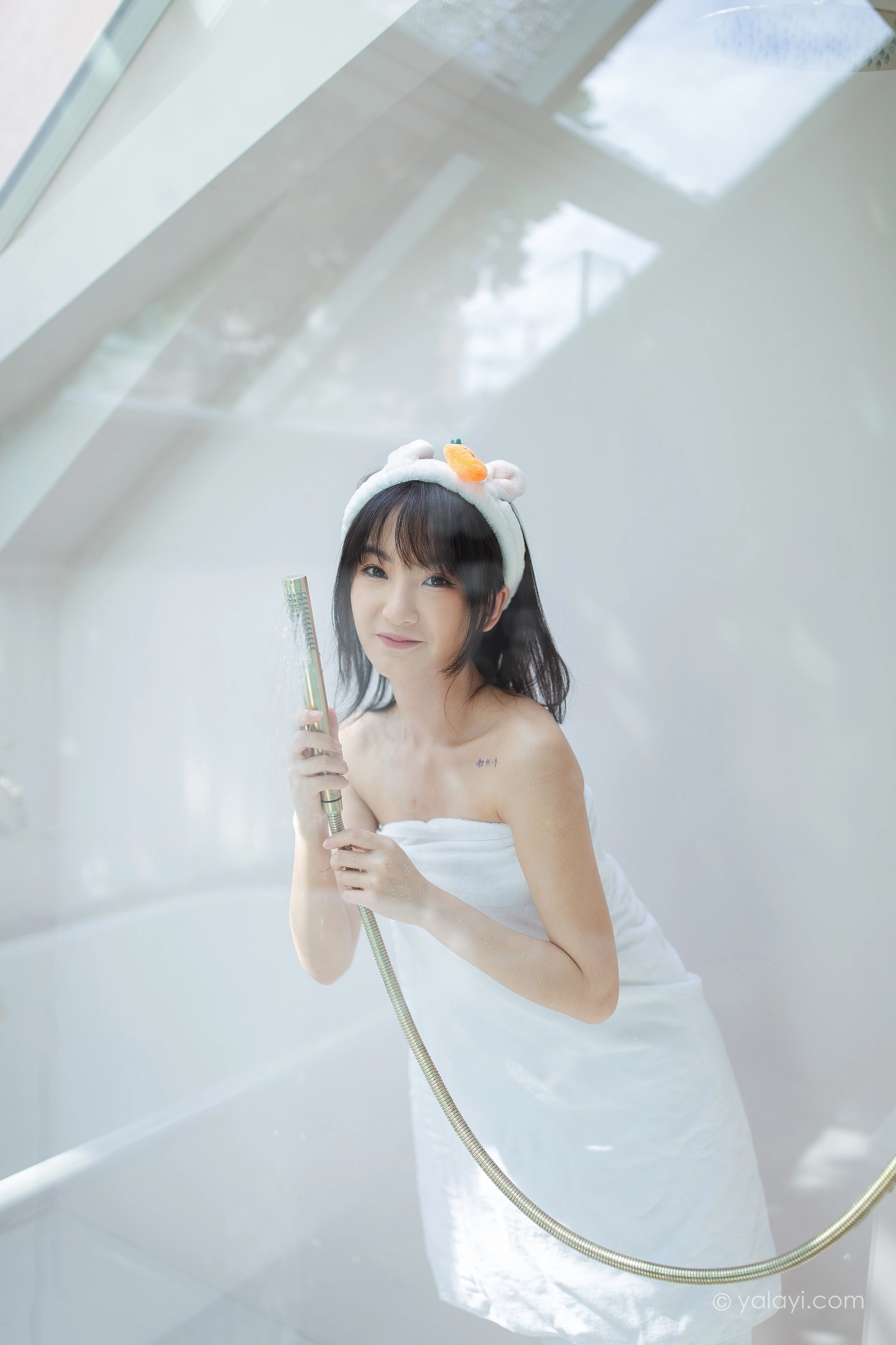 [YALAYI雅拉伊] 2020.08.06 NO.684 落落《清凉一夏》 2